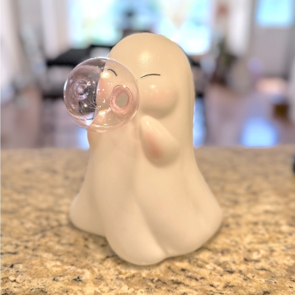 Viral TikTok Halloween Blow Mold Ghost with Bubble (set) - Picture 9 of 10
